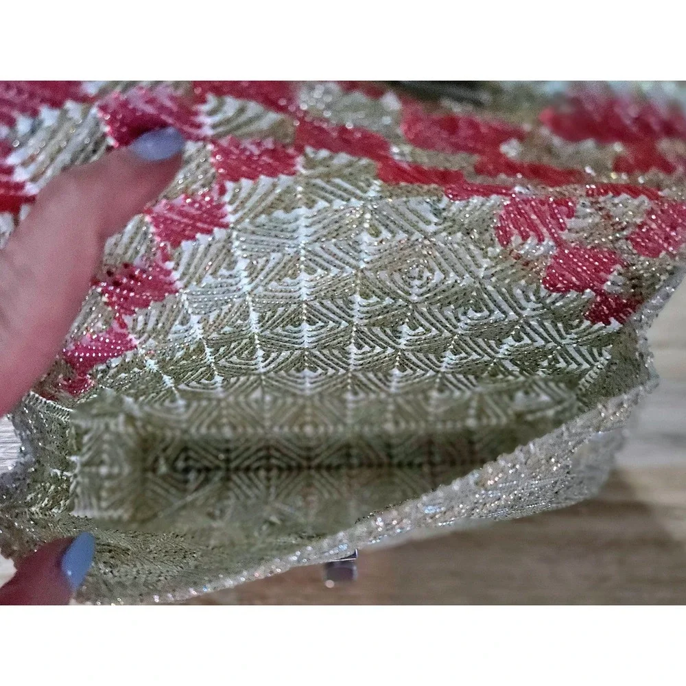 Vintage Handmade Plastic Canvas Needlepoint Clutch Bag with Metallic‎ Swan Clasp